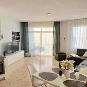 Beachfront Marilyn Durrës